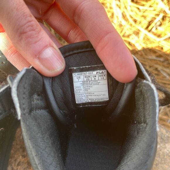 Fila black high tops- toddler size 7 - Picture 5 of 5